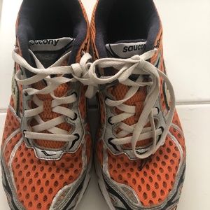 Saucony Womens athletic shoes